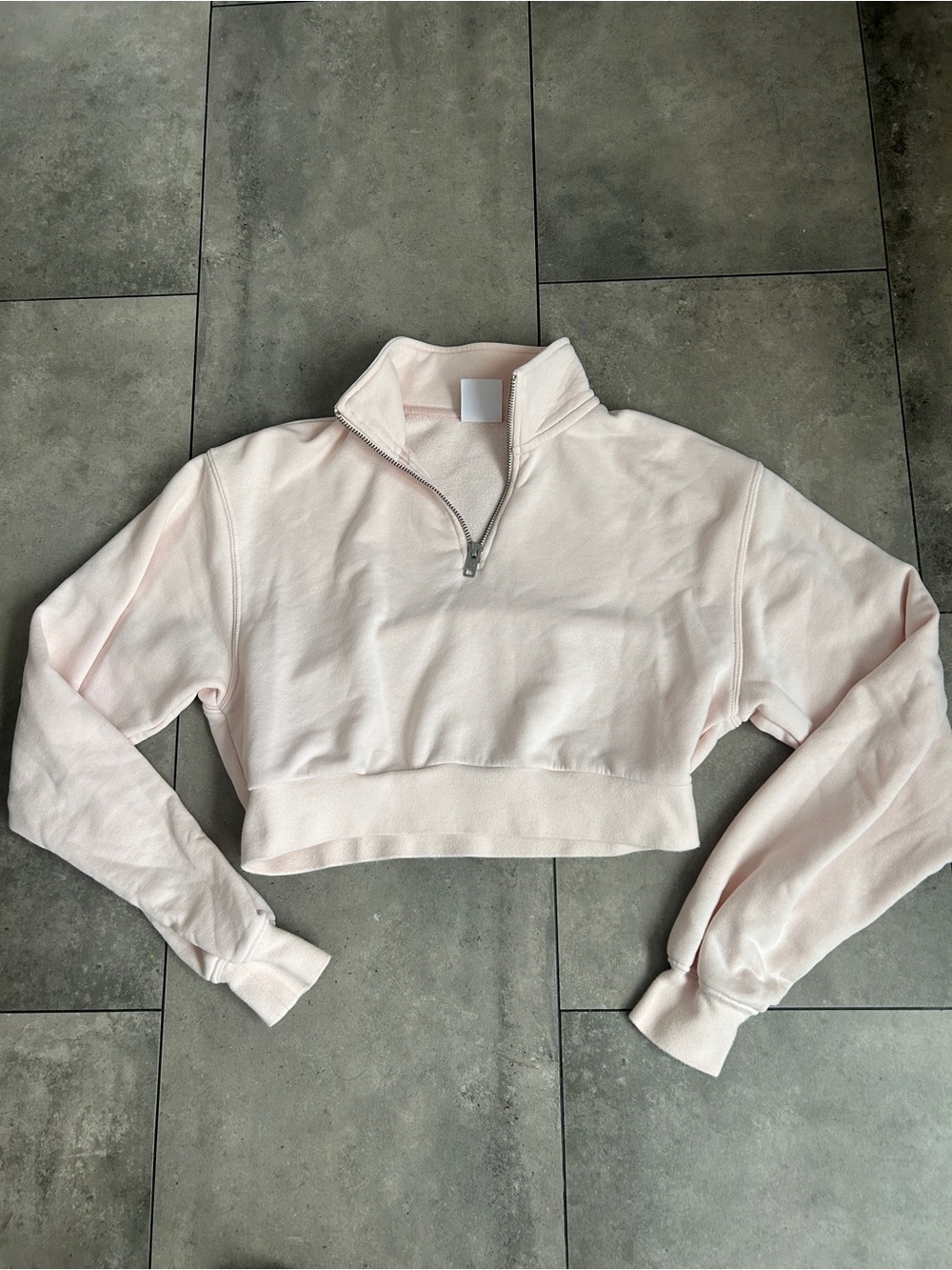 Aritzia TNA airy fleece light pink cropped pullover XS